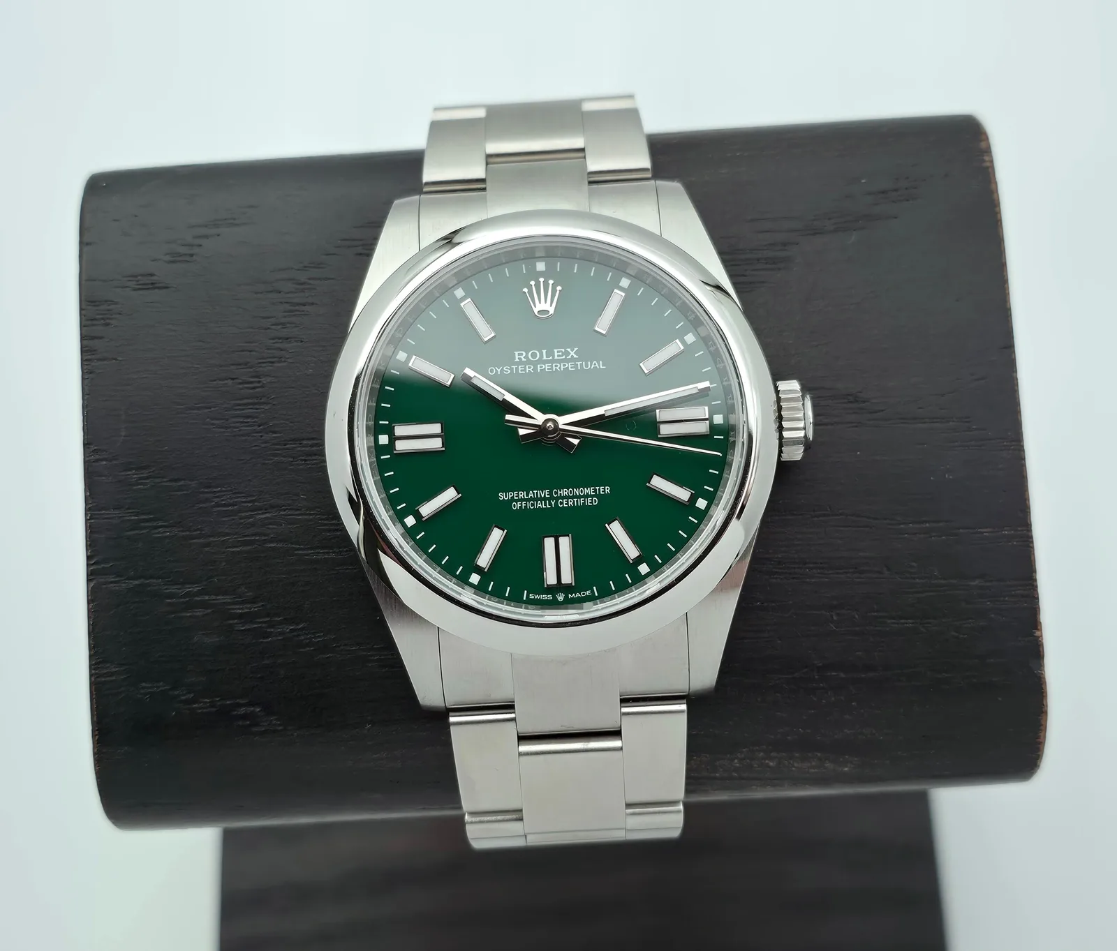 Rolex Oyster Perpetual 41 Green, 134300 (06/2026)
