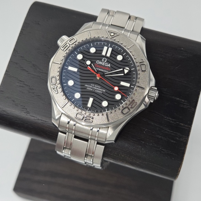 Omega Seamaster Diver 300m